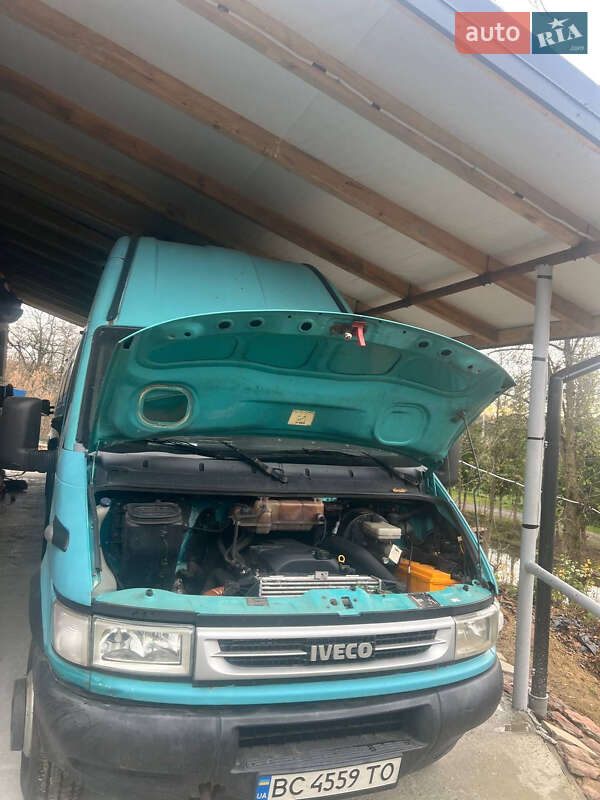 Грузовой фургон Iveco Daily 2005 в Львове