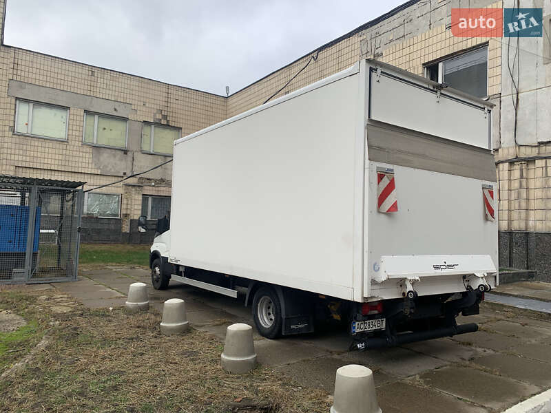 Грузовой фургон Iveco Daily 2017 в Киеве