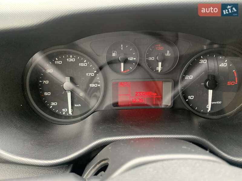 Грузовой фургон Iveco Daily 2017 в Киеве