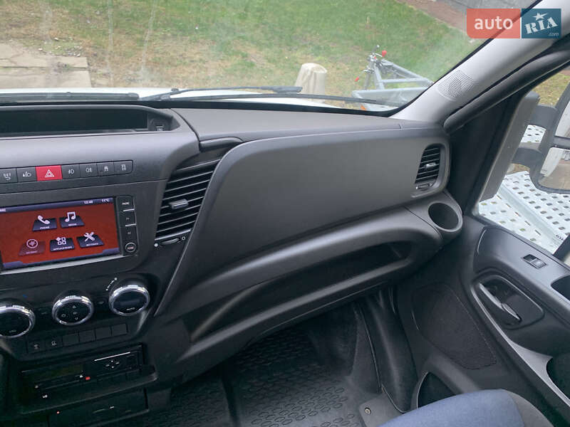 Грузовой фургон Iveco Daily 2017 в Киеве