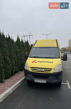 Грузовой фургон Iveco Daily 2006 в Киеве