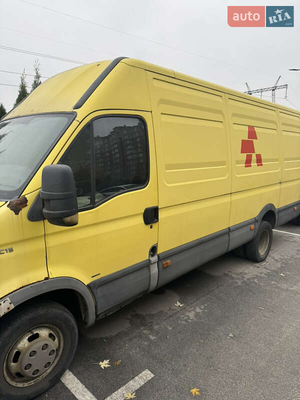 Грузовой фургон Iveco Daily 2006 в Киеве