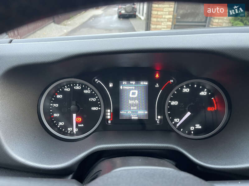 Вантажний фургон Iveco Daily 2022 в Чернівцях фото 10 Вантажний фургон Iveco Daily 2022 в Чернівцях