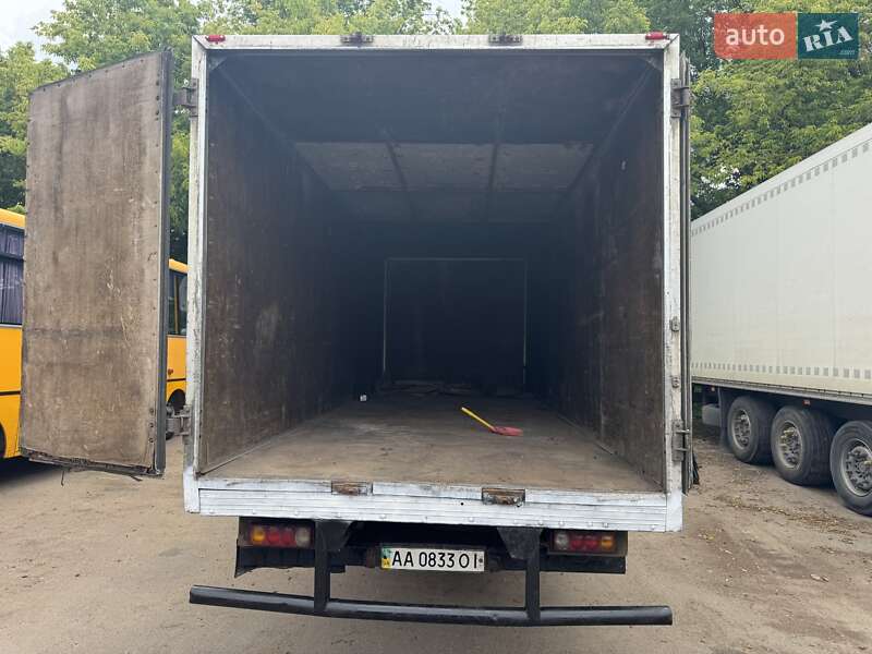 Вантажний фургон Iveco Daily 2003 в Києві