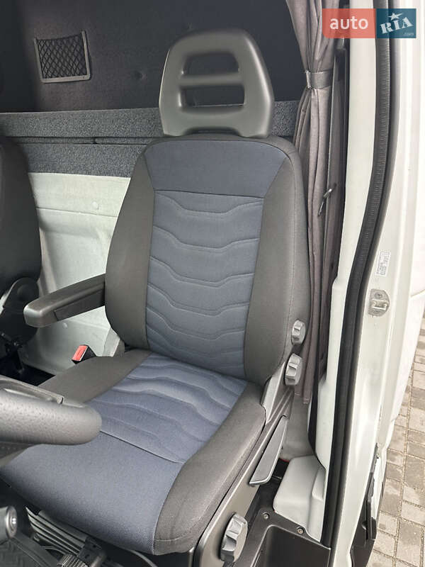 Эвакуатор Iveco Daily 2019 в Запорожье