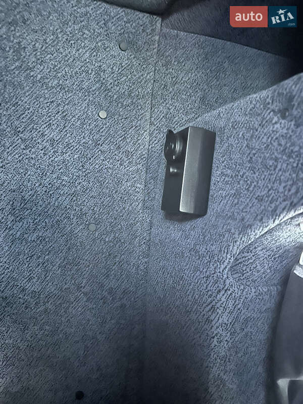 Эвакуатор Iveco Daily 2019 в Запорожье