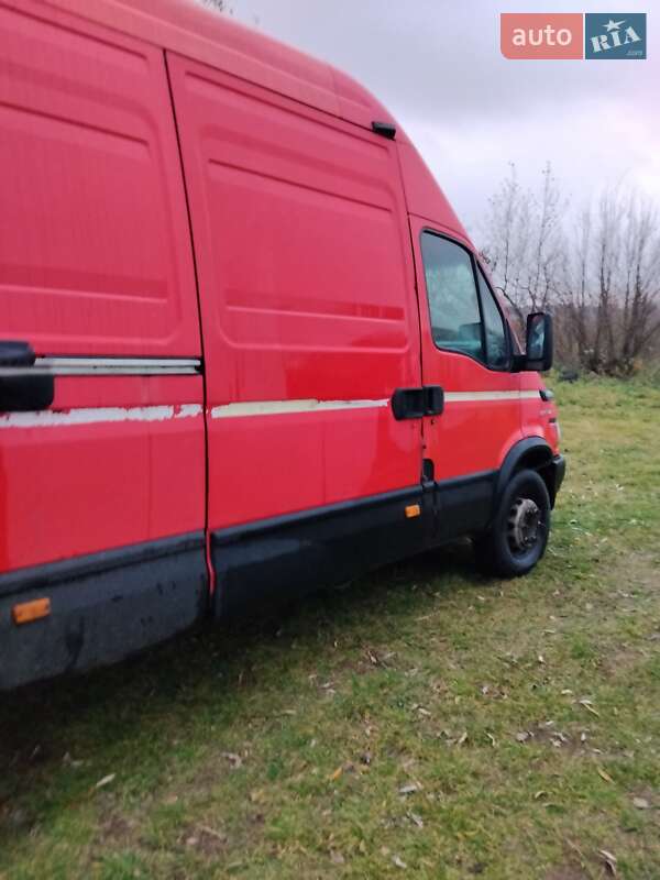 Грузовой фургон Iveco Daily 2004 в Краковце фото 3 Грузовой фургон Iveco Daily 2004 в Краковце