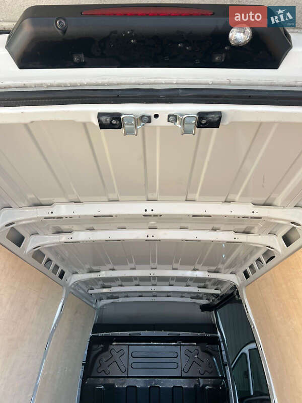 Вантажний фургон Iveco Daily 2022 в Чернівцях фото 9 Вантажний фургон Iveco Daily 2022 в Чернівцях