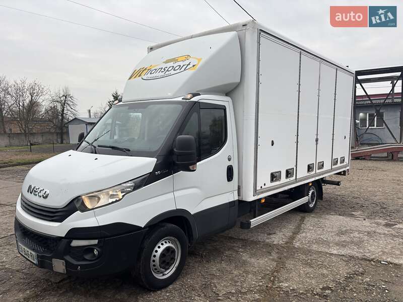 Вантажний фургон Iveco Daily 2018 в Нововолинську