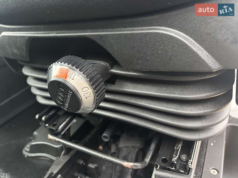 Вантажний фургон Iveco Daily 2018 в Нововолинську