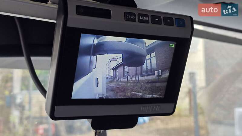 Грузовой фургон Iveco Daily 2015 в Киеве