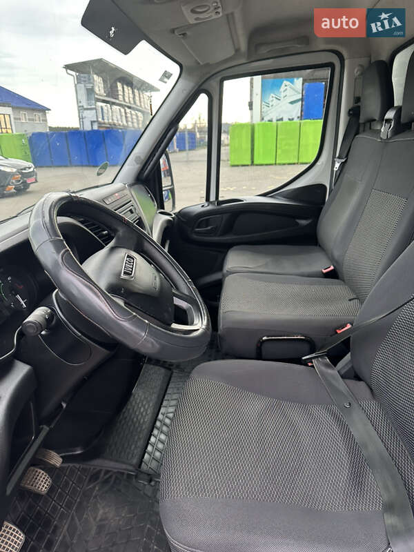 Вантажний фургон Iveco Daily 2015 в Ковелі
