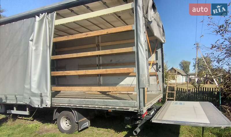 Вантажний фургон Iveco Daily 2016 в Ковелі