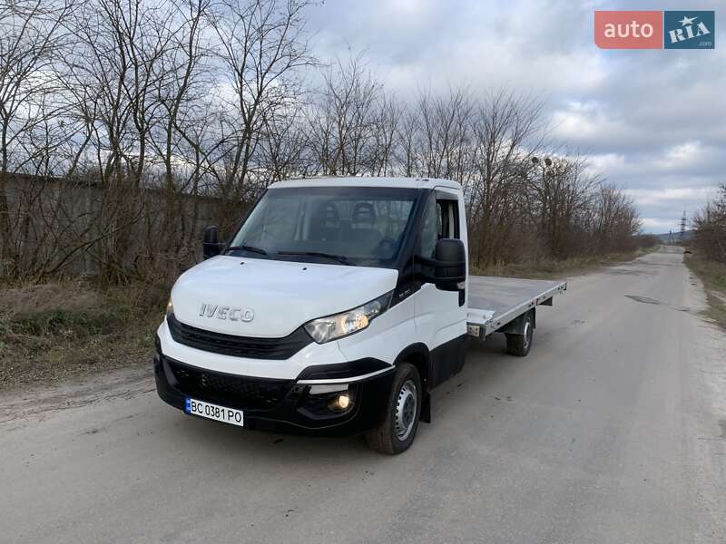 Вантажний фургон Iveco Daily 2016 в Золочеві