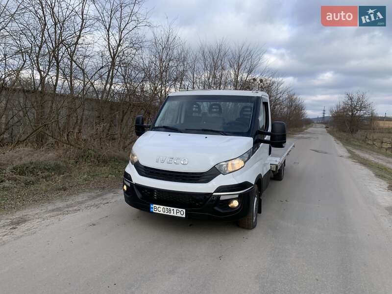 Вантажний фургон Iveco Daily 2016 в Золочеві