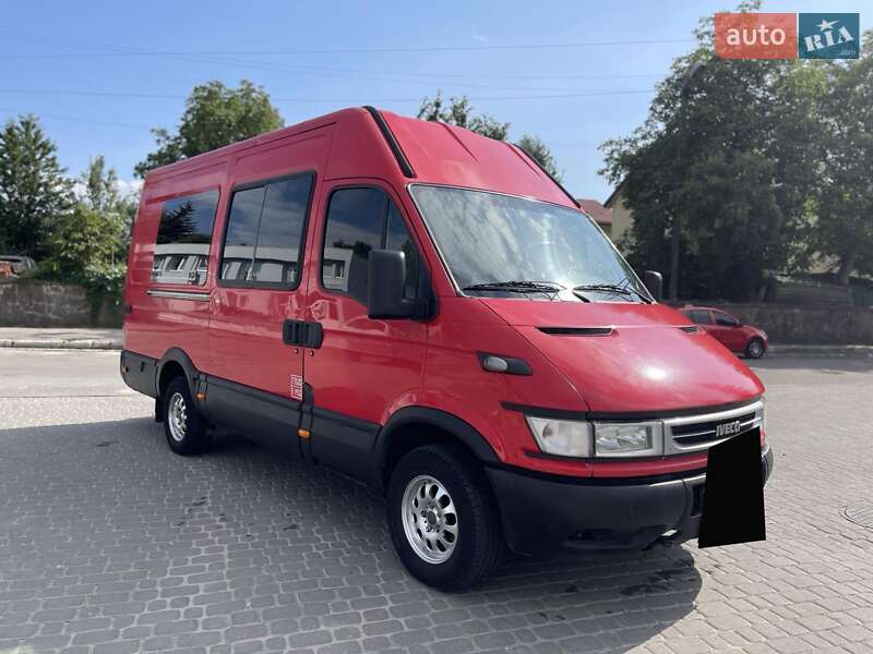 Микровэн Iveco Daily 2006 в Самборе