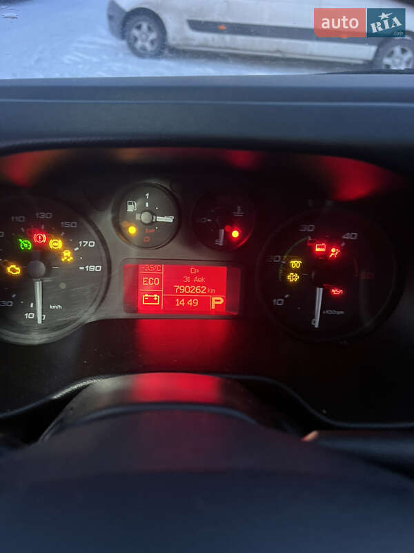 Автовоз Iveco Daily 2016 в Луцке