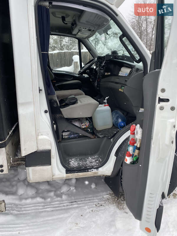 Грузовой фургон Iveco Daily 2013 в Олевске