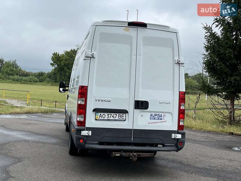 Микроавтобус грузовой (до 3,5т) Iveco Daily 2012 в Мукачево