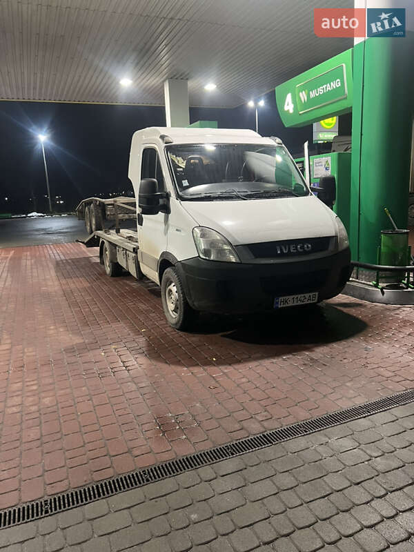 Автовоз Iveco Daily 2015 в Ровно