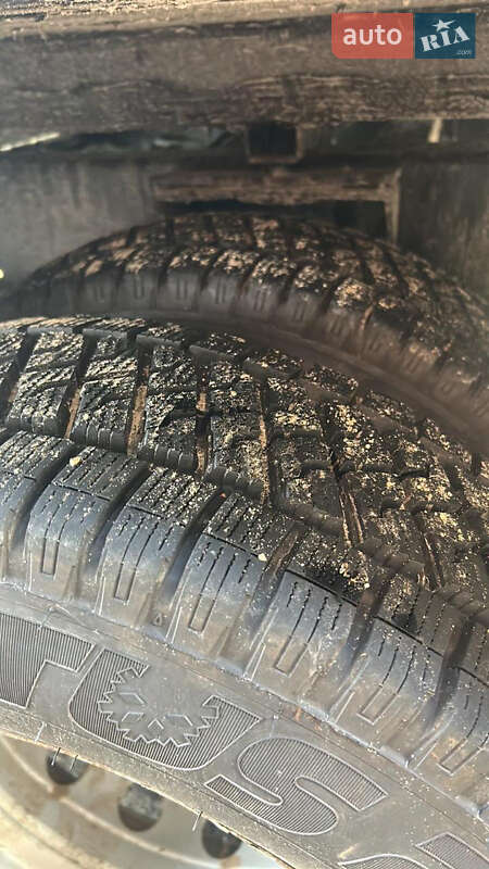 Грузовой фургон Iveco Daily 2012 в Львове