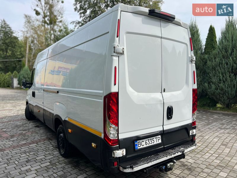Вантажний фургон Iveco Daily 2015 в Самборі