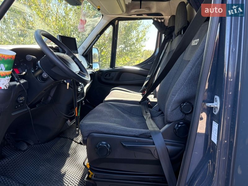 Грузовой фургон Iveco Daily 2019 в Львове