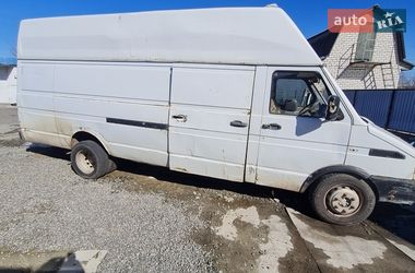 Вантажний фургон Iveco Daily 2000 в Черкасах