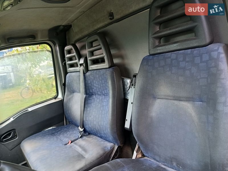 Грузовой фургон Iveco Daily 2004 в Чугуеве