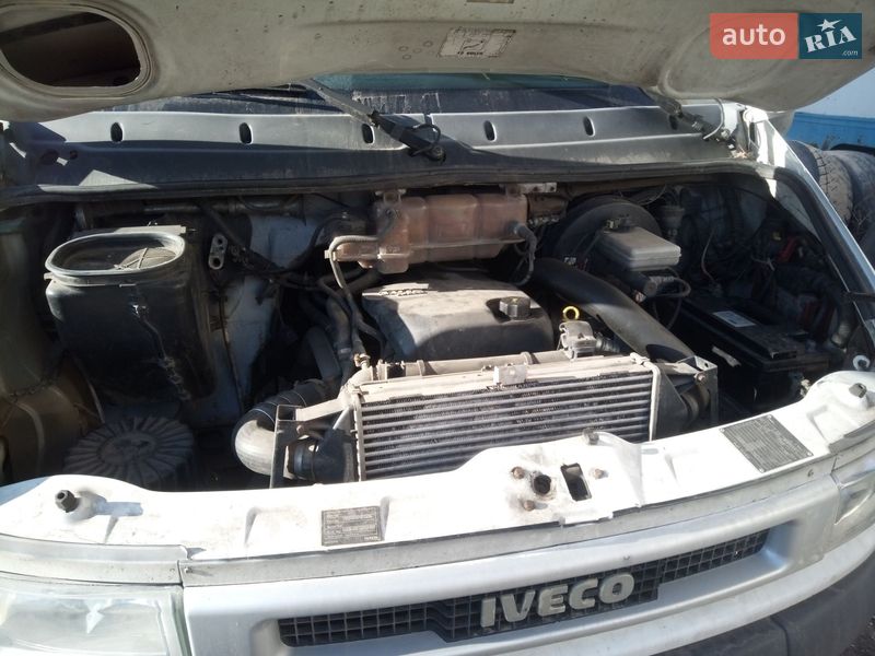 Вантажний фургон Iveco Daily 2005 в Києві фото 7 Вантажний фургон Iveco Daily 2005 в Києві
