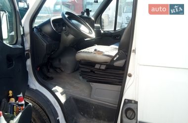 Вантажний фургон Iveco Daily 2005 в Києві фото 11 Вантажний фургон Iveco Daily 2005 в Києві