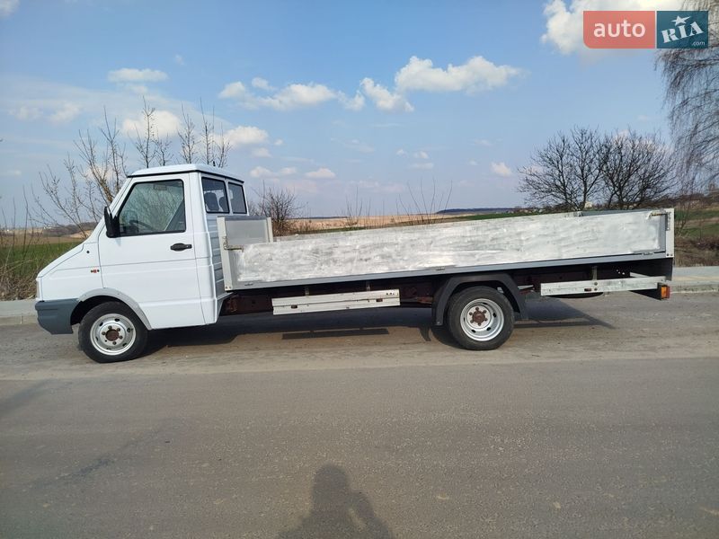 Платформа Iveco Daily 2000 в Нововолынске