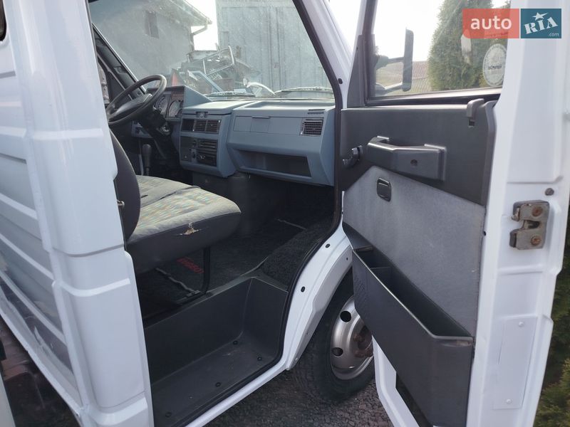 Платформа Iveco Daily 2000 в Нововолынске