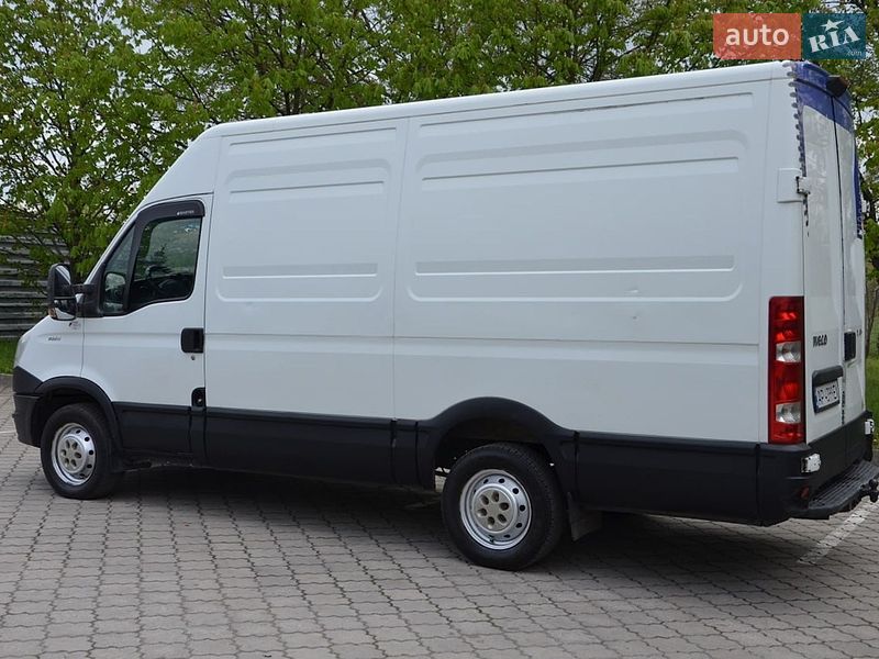 Грузовой фургон Iveco Daily 2014 в Павлограде