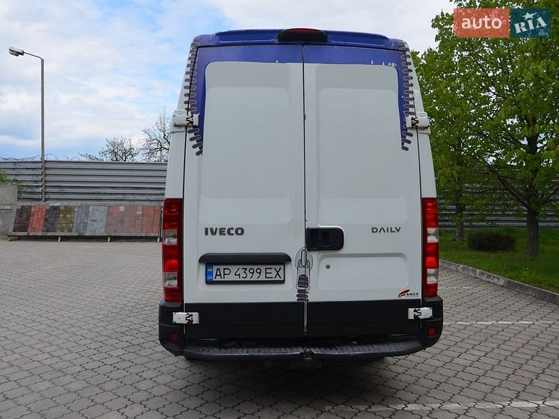 Грузовой фургон Iveco Daily 2014 в Павлограде