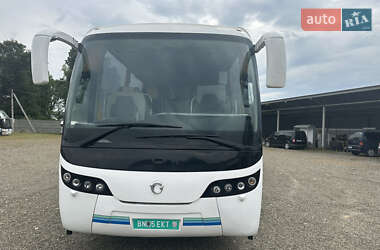 Туристичний / Міжміський автобус Iveco EuroCargo 2009 в Чернівцях