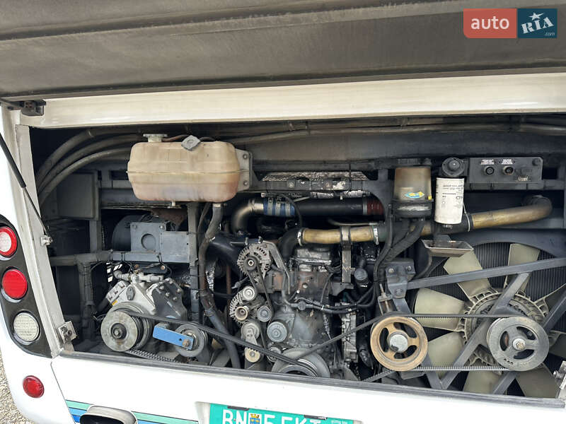 Туристичний / Міжміський автобус Iveco EuroCargo 2009 в Чернівцях