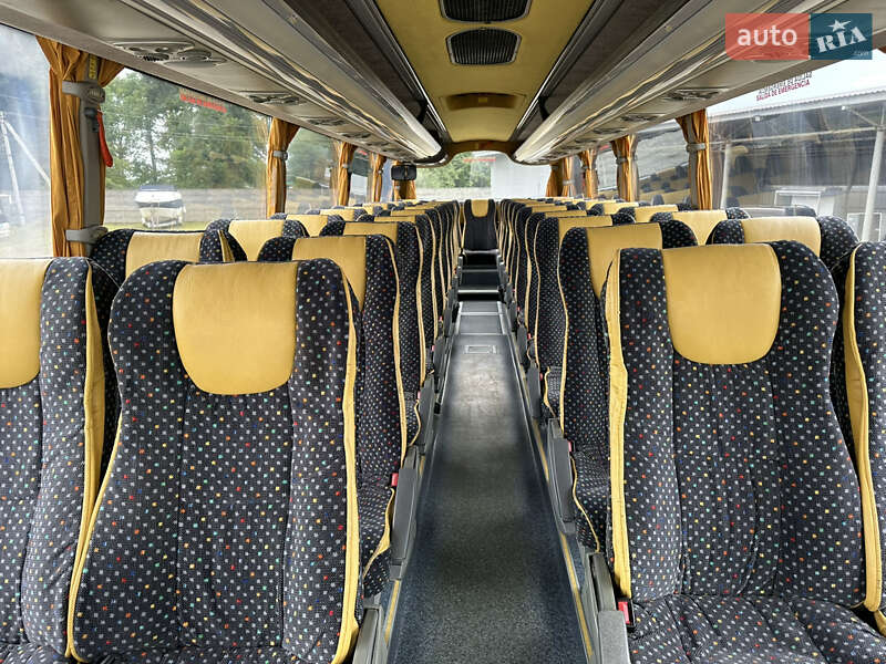 Туристичний / Міжміський автобус Iveco EuroCargo 2009 в Чернівцях