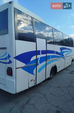 Приміський автобус Iveco EuroCargo 1995 в 