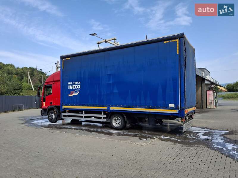 Грузовой фургон Iveco EuroCargo 2010 в Иршаве