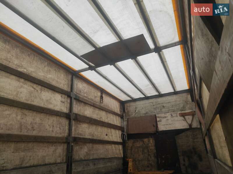 Грузовой фургон Iveco EuroCargo 2012 в Киеве