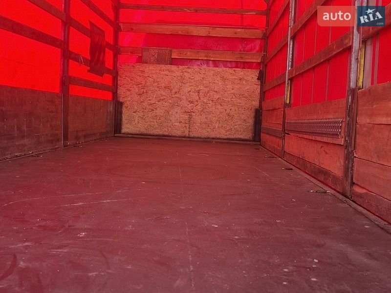 Грузовой фургон Iveco EuroCargo 2004 в Киеве