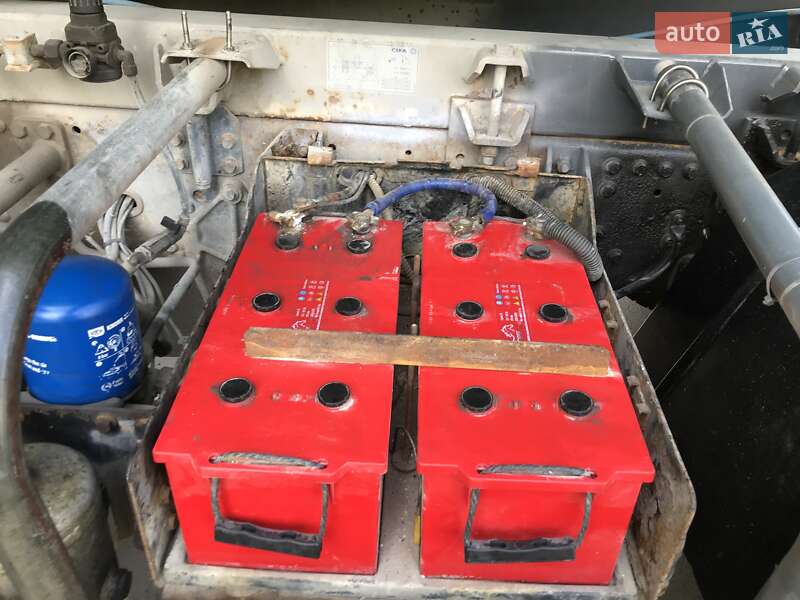 Бетономешалка (Миксер) Iveco EuroTrakker 2000 в Киеве