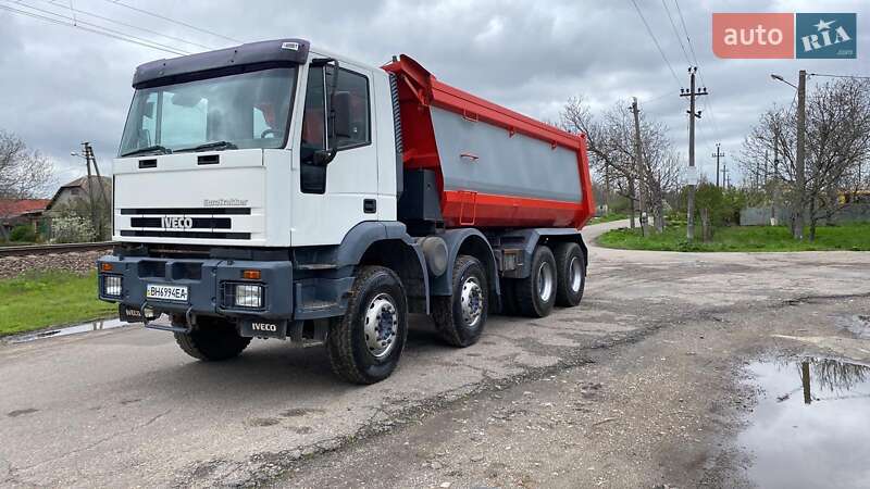 Самосвал Iveco EuroTrakker 2004 в Одессе