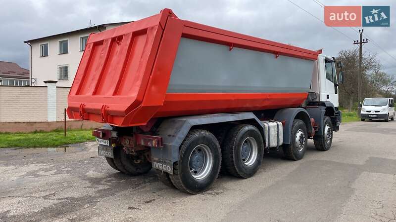 Самосвал Iveco EuroTrakker 2004 в Одессе