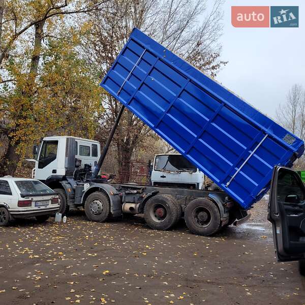 Самосвал Iveco EuroTrakker 2006 в Одессе