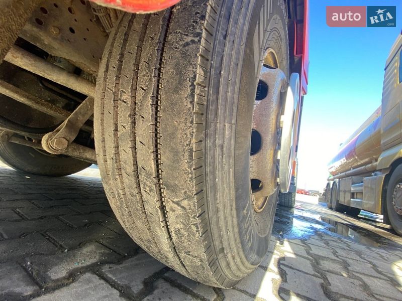 Тягач Iveco Magirus 2007 в Ровно