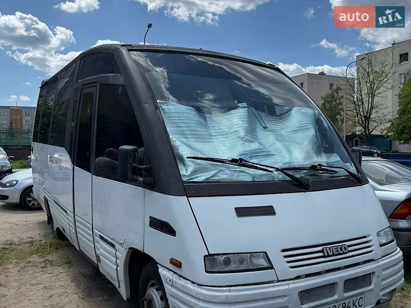 Туристический / Междугородний автобус Iveco Mago 1995 в Львове фото 21 Туристический / Междугородний автобус Iveco Mago 1995 в Львове