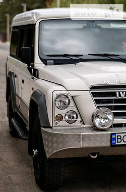 Позашляховик / Кросовер Iveco Massif 2010 в 