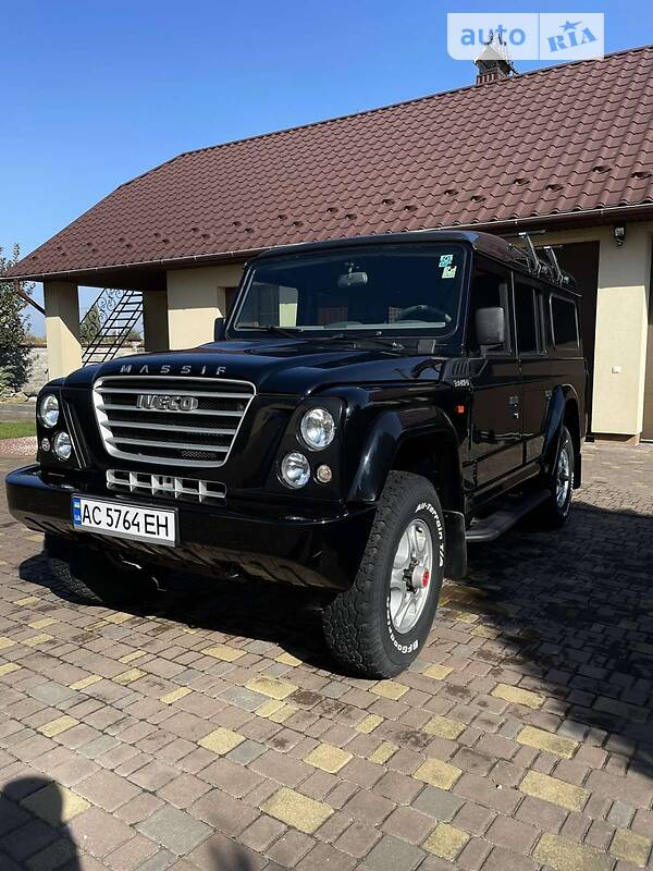 Внедорожник / Кроссовер Iveco Massif 2009 в 